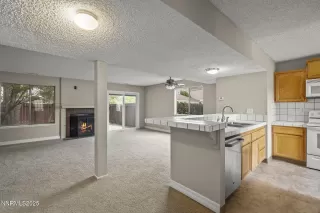 Photo #4: 250056729 Listing 