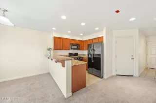 Photo #4: 250056733 Listing 