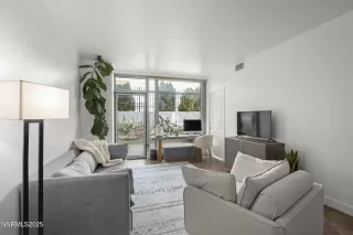 Photo #6: 250056738 Listing