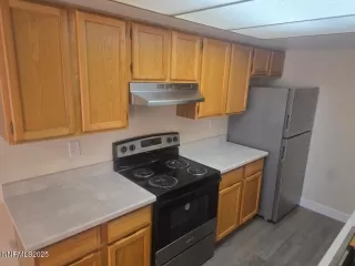 Photo #2: 250056749 Listing 