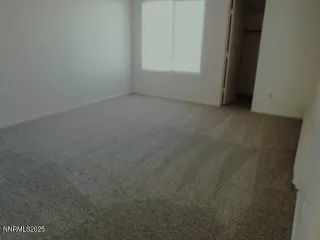 Photo #5: 250056752 Listing