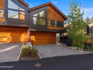 Photo #2: 250056757 Listing 