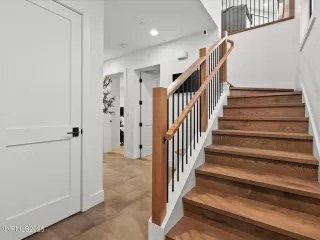 Photo #6: 250056757 Listing 