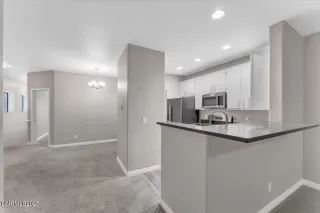 Photo #6: 250056781 Listing 