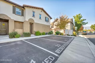 Photo #2: 250056802 Listing 