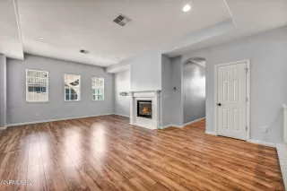 Photo #4: 250056802 Listing 