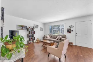 Photo #3: 250056815 Listing 