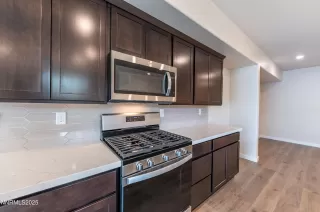 Photo #5: 250056859 Listing 