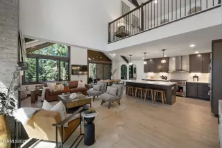 Photo #5: 250056911 Listing