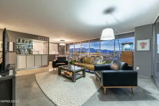 Photo #1: 250056933 Listing