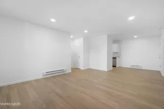 Photo #3: 250056953 Listing 