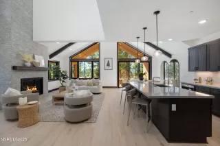 Photo #2: 250056962 Listing 