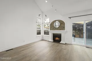 Photo #5: 250057078 Listing