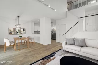 Photo #6: 250057078 Listing