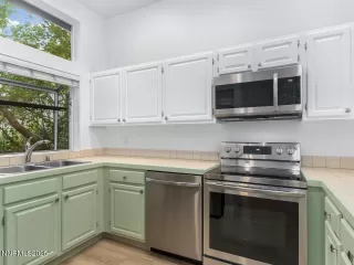 Photo #6: 250057104 Listing 