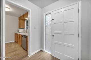 Photo #2: 250057162 Listing