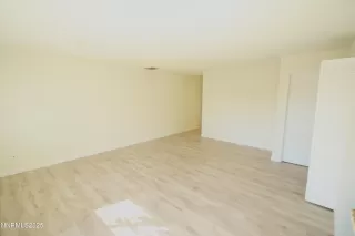 Photo #1: 250057208 Listing