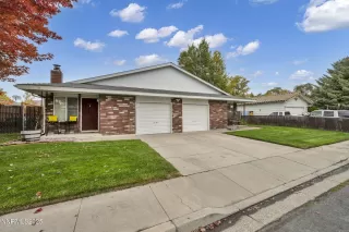 Photo #4: 250057410 Listing