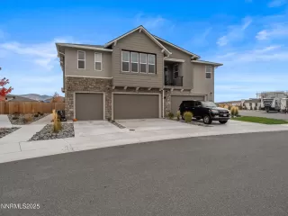 Photo #1: 250057413 Listing