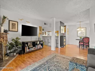Photo #4: 250057528 Listing
