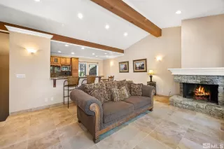 Photo #2: 250057579 Listing