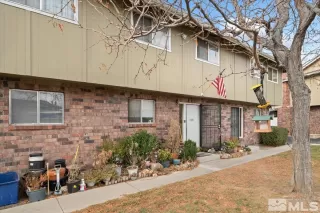 Photo #2: 250057607 Listing