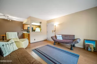 Photo #5: 250057626 Listing