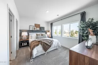 Photo #3: 250057629 Listing