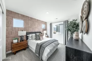 Photo #5: 250057629 Listing