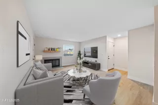 Photo #3: 250057691 Listing