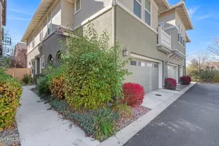 Photo #2: 250057797 Listing