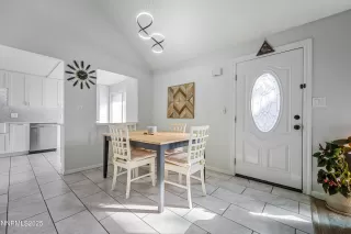 Photo #5: 250057858 Listing