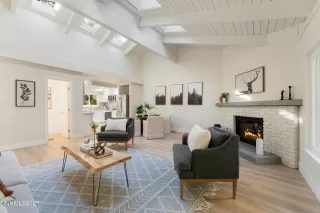 Photo #1: 250057859 Listing