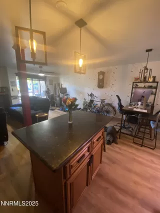 Photo #3: 250057874 Listing