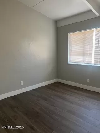 Photo #5: 250057887 Listing