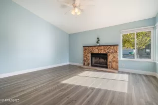 Photo #4: 250057890 Listing