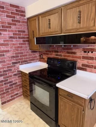 Photo #5: 250057927 Listing