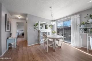 Photo #5: 250057972 Listing