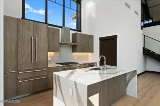 Photo #5: 250058101 Listing 