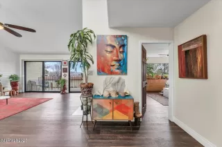 Photo #5: 250058136 Listing