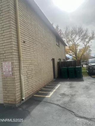 Photo #3: 250058217 Listing