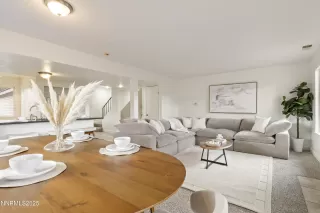 Photo #2: 250058233 Listing 