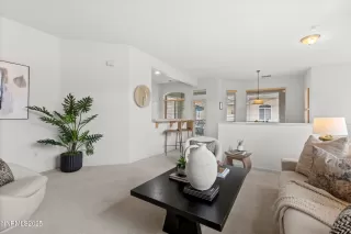 Photo #3: 250058274 Listing 