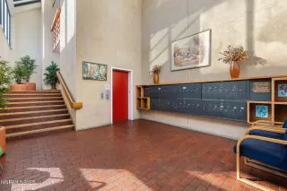 Photo #4: 250058275 Listing