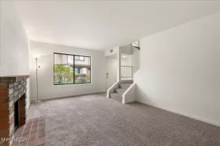 Photo #4: 250058277 Listing