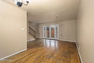 Photo #3: 250058353 Listing