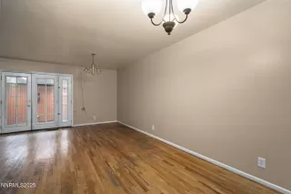 Photo #4: 250058353 Listing