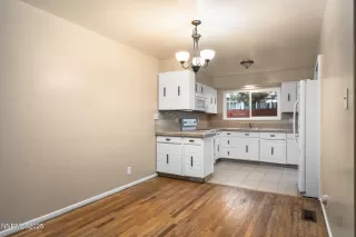 Photo #6: 250058353 Listing