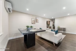 Photo #5: 250058383 Listing