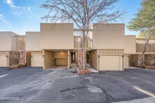 Photo #1: 250058418 Listing